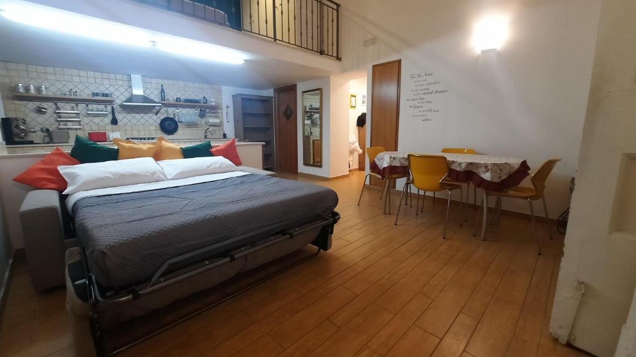 White Home Quartieri Spagnoli Naples Exterior photo