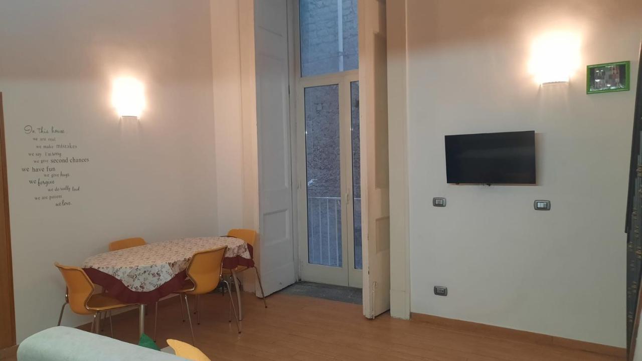 White Home Quartieri Spagnoli Naples Exterior photo