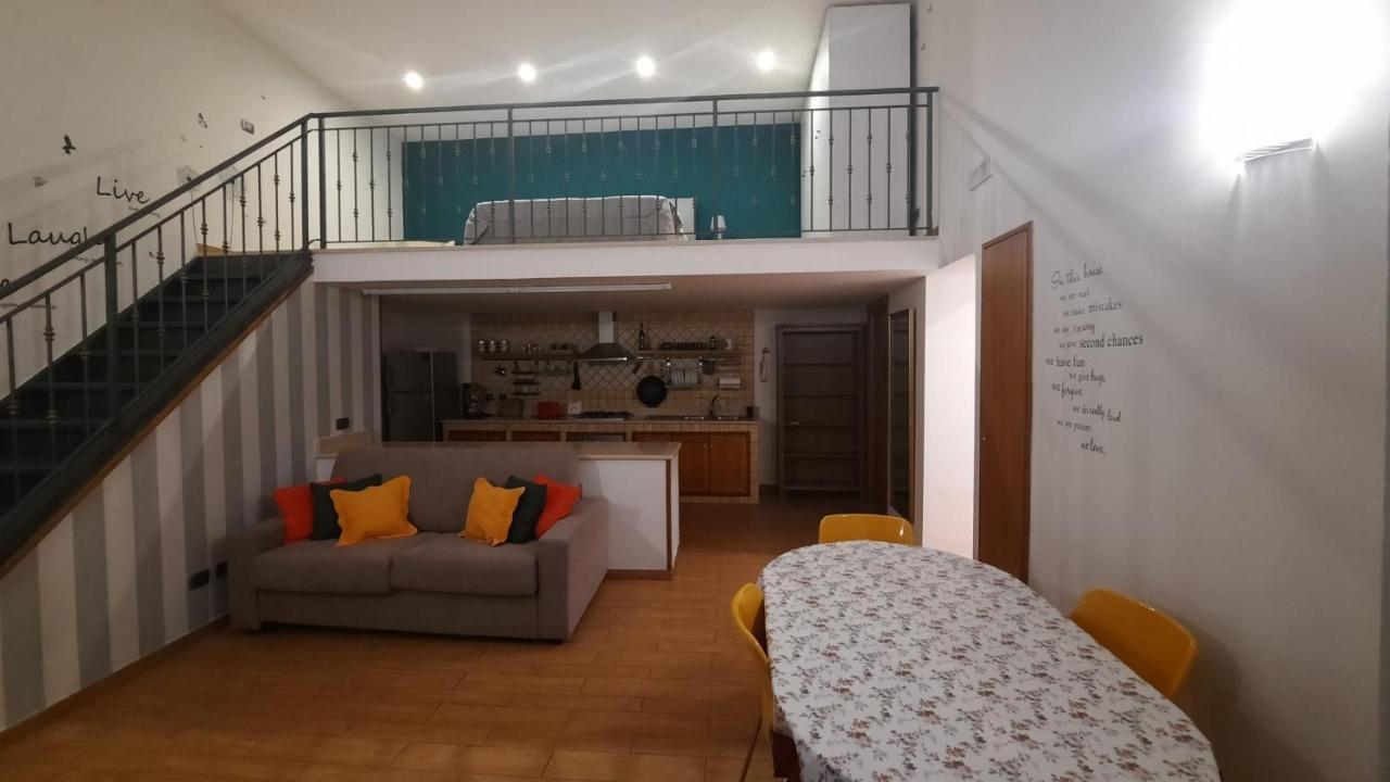 White Home Quartieri Spagnoli Naples Exterior photo